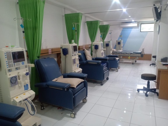 Fresenius Kidney Care Dialysis Center (RS Kebonjati)