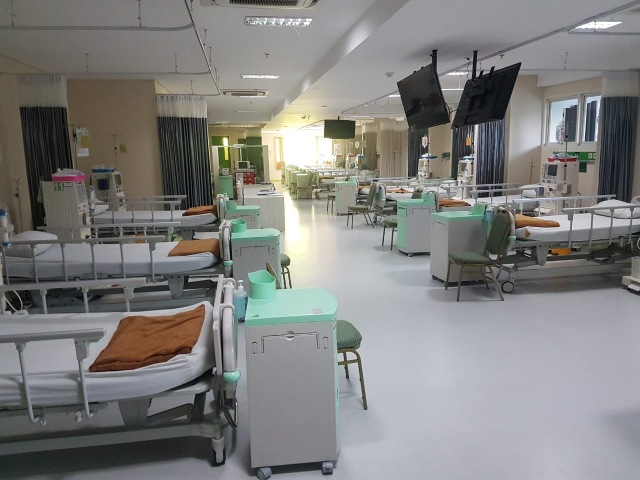 Fresenius Kidney Care Dialysis Center (RS Islam Ahmad Yani)