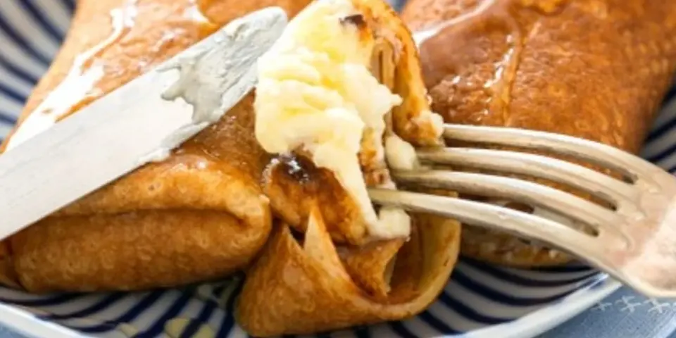 Stuffed Pancakes with Cheese & Honey